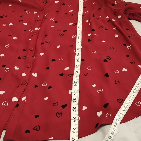 Catherines Tunic Size 2X 22-24 Red Valentine Hearts Pattern Christmas Holiday - Picture 9 of 11